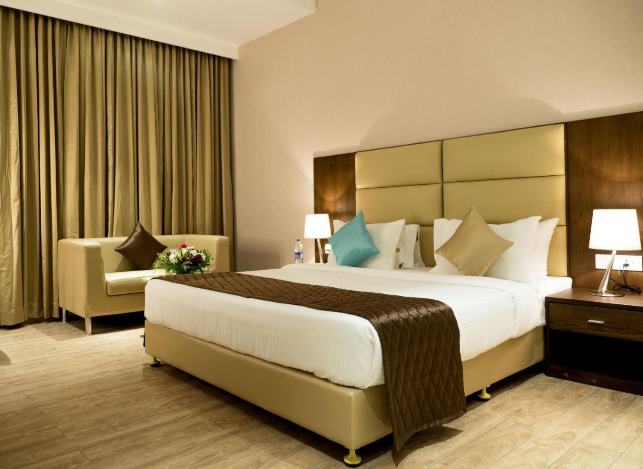 Hotel Grand Ashok Thanjavur Exterior foto